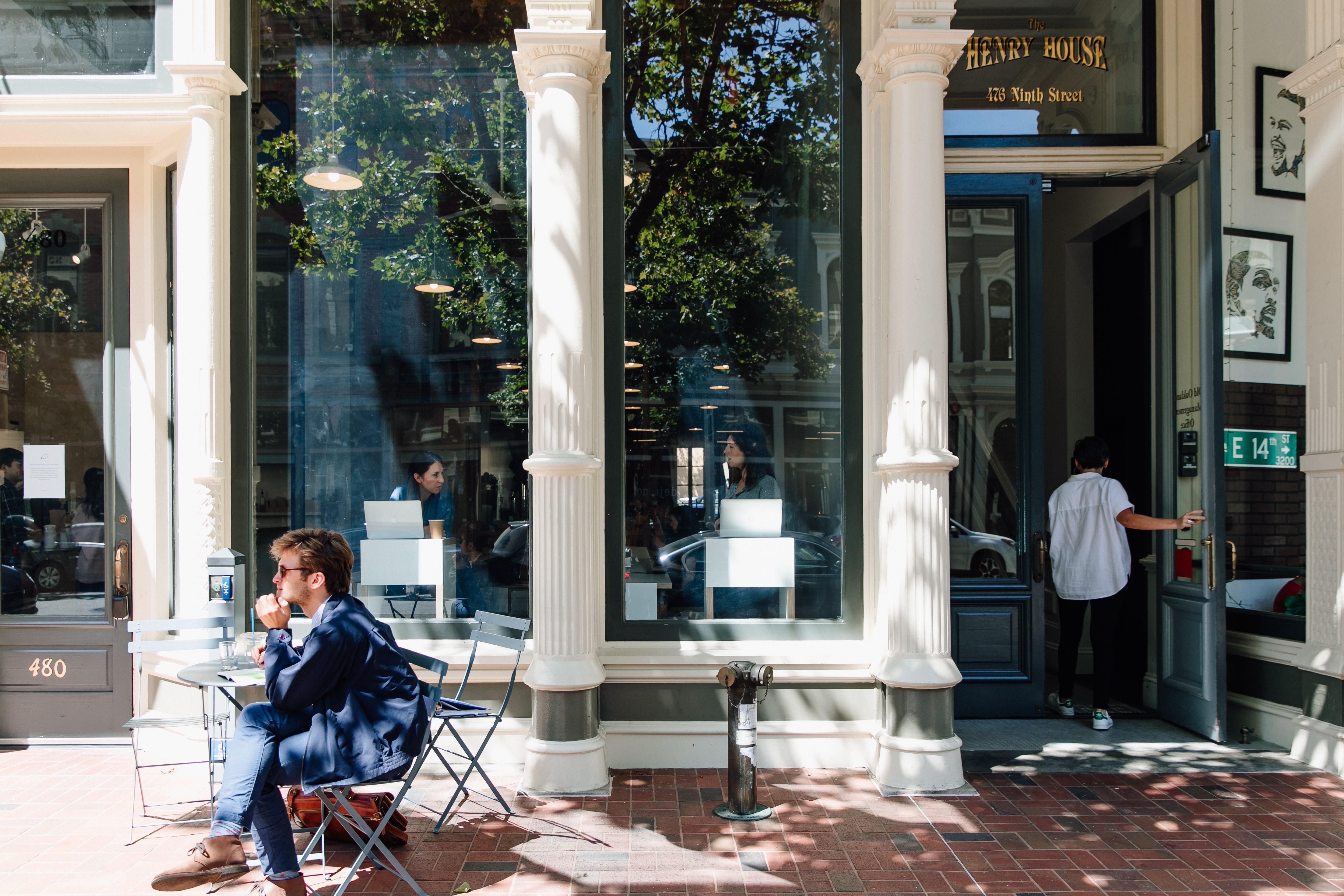 blue bottle oakland exterior